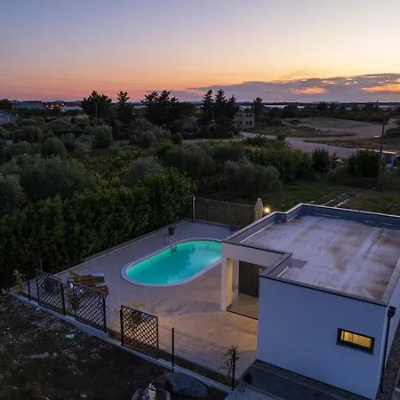 Akadia Holiday - Heated Pool * Ζαντάρ