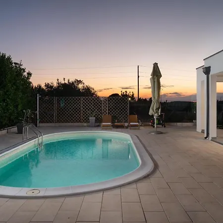 Akadia Holiday - Heated Pool Zadar