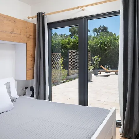 Βίλα Akadia Holiday - Heated Pool Ζαντάρ