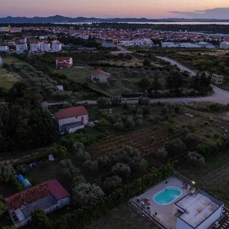 Akadia Holiday - Heated Pool * Ζαντάρ